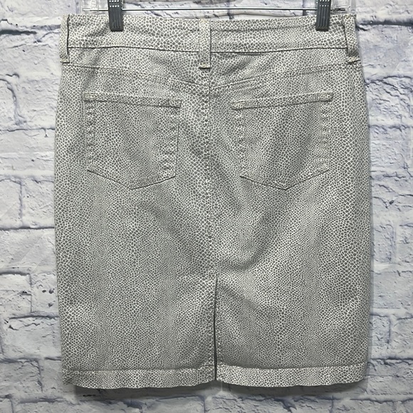 NYDJ Denim Animal Print Skirt - Picture 2 of 4
